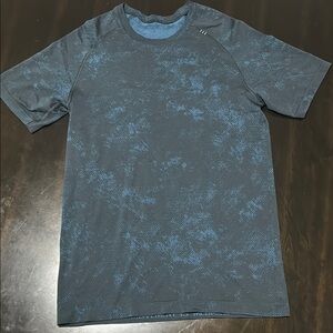 Lululemon Athletica Blue Short Sleeve Tee